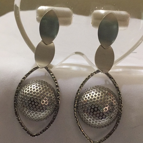 Stainless steel drop earrings - Picture 2 of 5